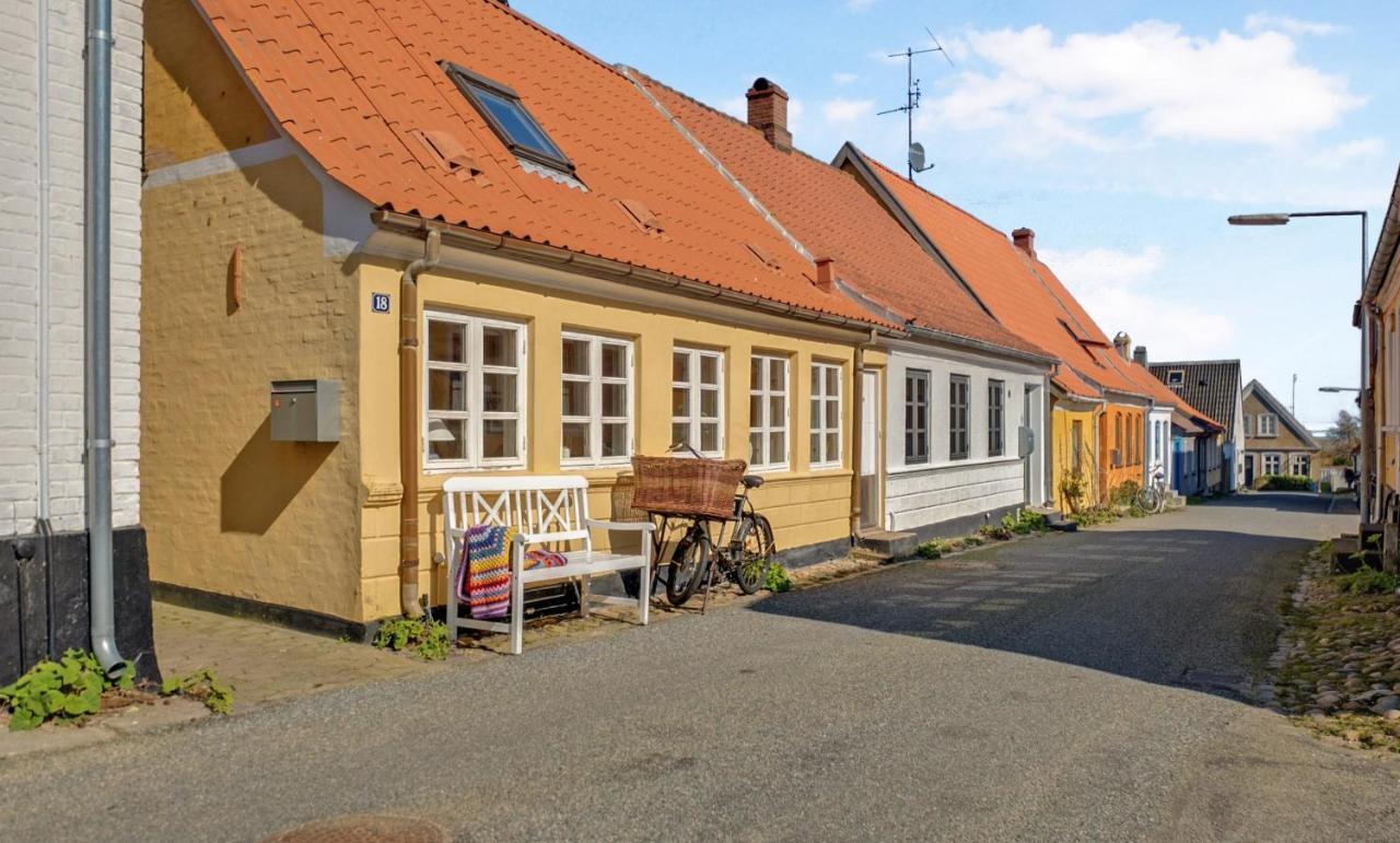Hyggeligt Gammelt Fiskerhus I Marstal Villa Buitenkant foto