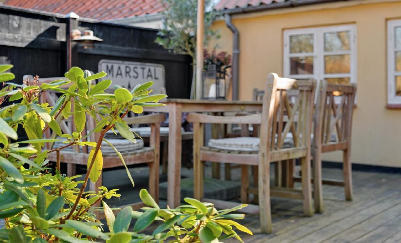 Hyggeligt Gammelt Fiskerhus I Marstal Villa Buitenkant foto